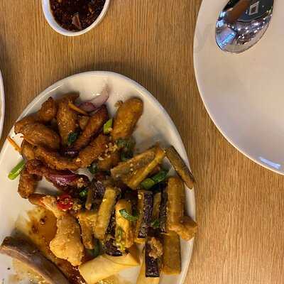 Seasons Restaurant & Bar