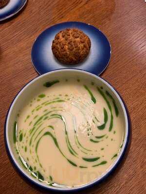 Thomas By Tom Simmons