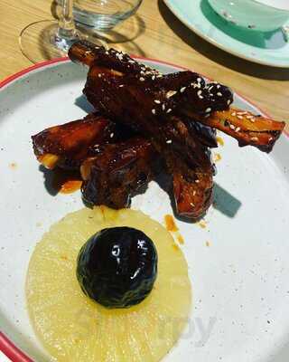 Oisoi Gathering - Music Bar Restaurant