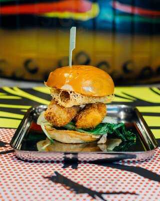 Aj’s Bar & Kitchen