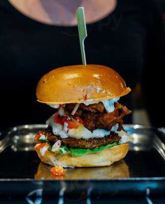 Aj’s Bar & Kitchen