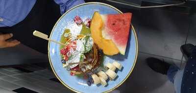 Harley’s Bistro & Lounge