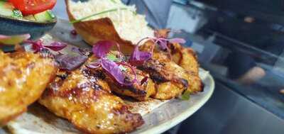 Harley’s Bistro & Lounge