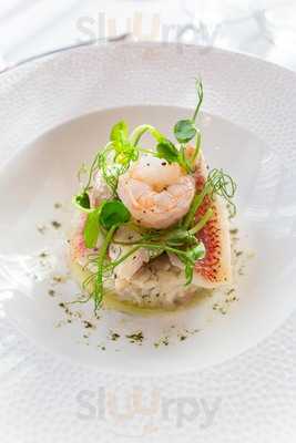 Spotlight Restaurant & Bar