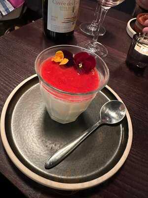 L'hexagone Bistro Francais