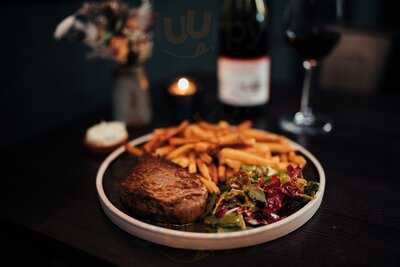 L'hexagone Bistro Francais