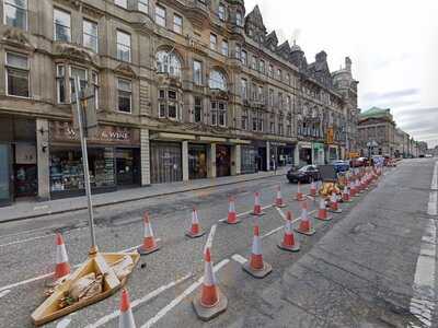 Nineteen Hundred Bar & Lounge