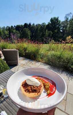 The Montfort At Stanbridge Earls