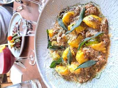 Appleton's Bar & Restaurant