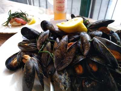 J H Mann Finest Fishmongers