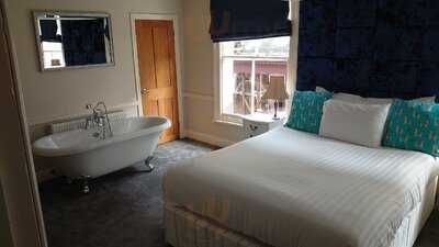 The Wenns Chop & Ale House