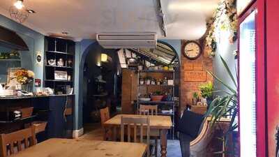 The Ox Oriental Connexions Restaurant, Bar & Take Away