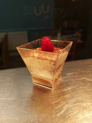 The Ox Oriental Connexions Restaurant, Bar & Take Away