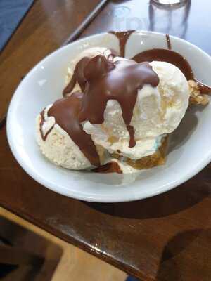 Pommy's World Buffet