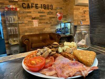 Cafe1989