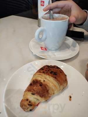 Illy Caffe