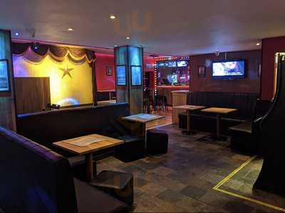 The Glamorous Show Bar