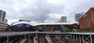 The Glamorous Show Bar