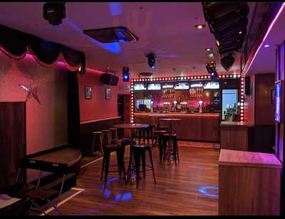 The Glamorous Show Bar