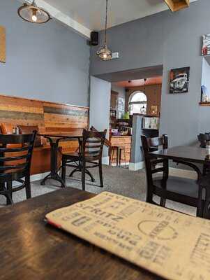 The Corner Eatery And Bar Store