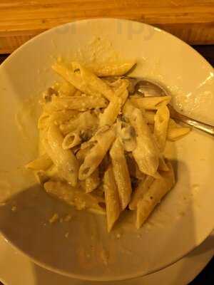 Mangiatutto Restaurant