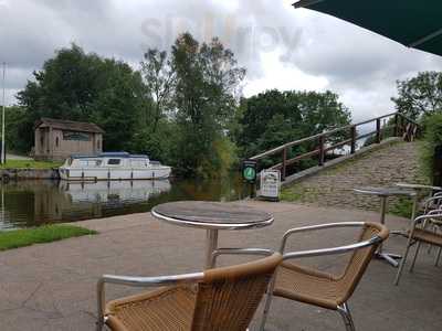 Bailey's Trading Post