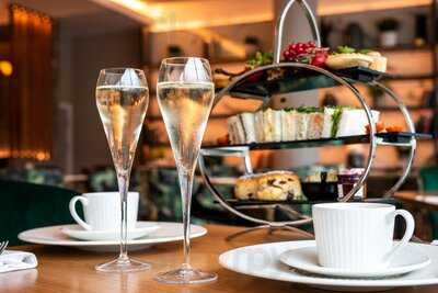 Halo Bar And Restaurant  Islington