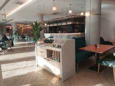 Halo Bar And Restaurant  Islington