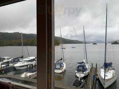 The Lakeview Restaurant