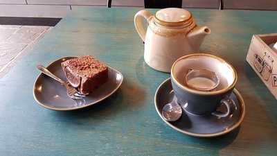 Bisque & Beyond Family Art Cafe