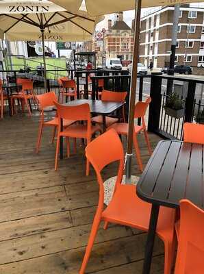 El Patio Tapas Bar & Restaurant