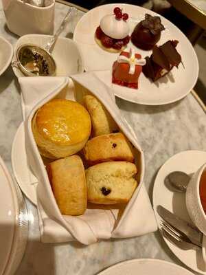 Afternoon Tea At Royal Lancaster London
