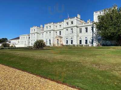 De Vere Wokefield Estate