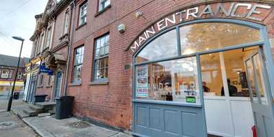 Chandlier Long Eaton