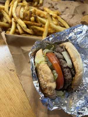 Five Guys Tower Bridge