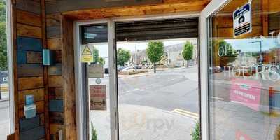 Best Of British At No. 9