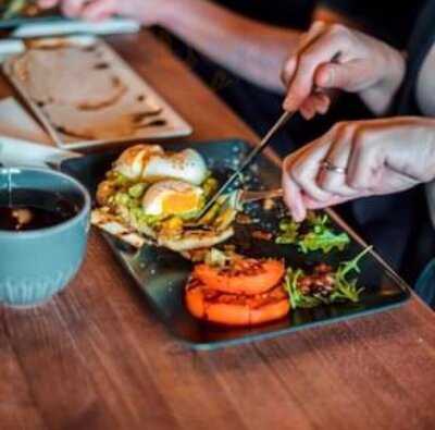 No.64 Coffee & Brunch