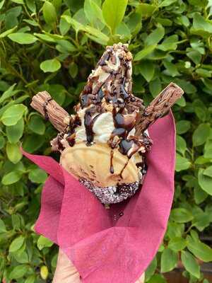 Dessert Ice Cream Club