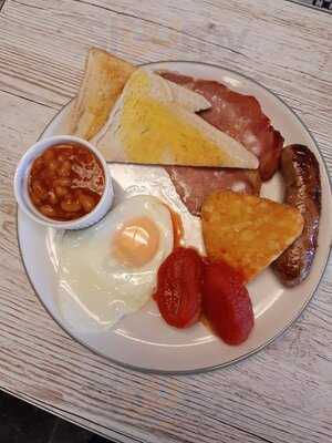 Crescent Cafe Felixstowe