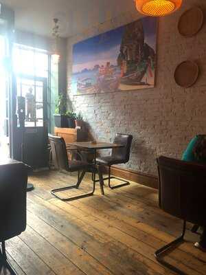 Ning's Thai Restaurant & Takeaway