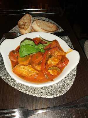 Escape Restaurant & Bar