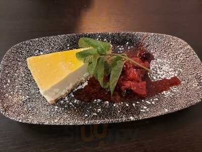 Escape Restaurant & Bar