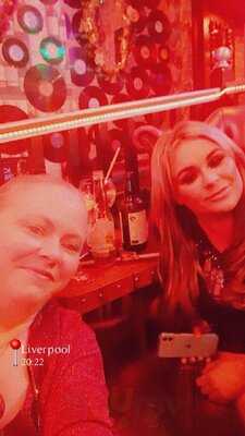 The Vale Bar & Mo's Bistro