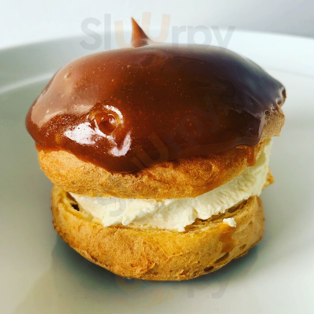 Kelly's Bakery