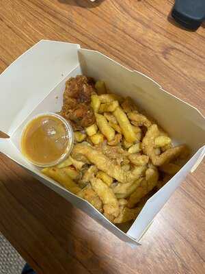 Yip's Chippy