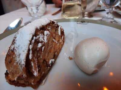 Saint Jacques Restaurant