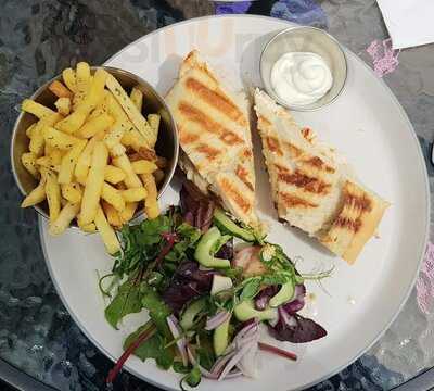 The Hideaway Kitchen & Bar