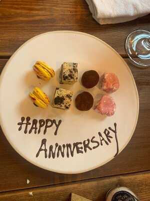 Red.h - Real English Drinks House