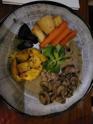 The Bluebell At Henley-in-arden