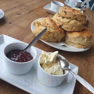 Tiffanys Food And Coffee